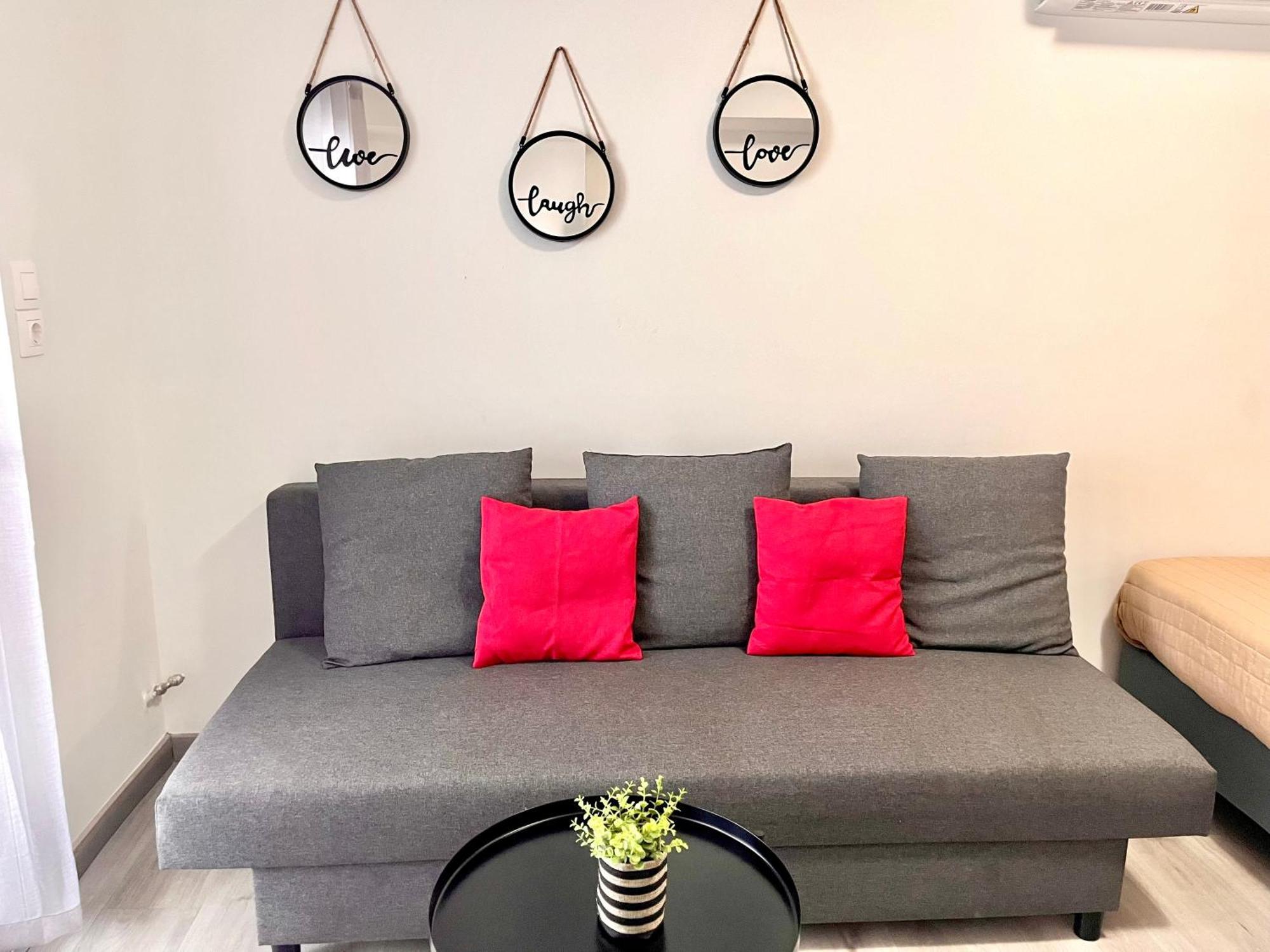 Elvita Apartments 4 Атина Екстериор снимка