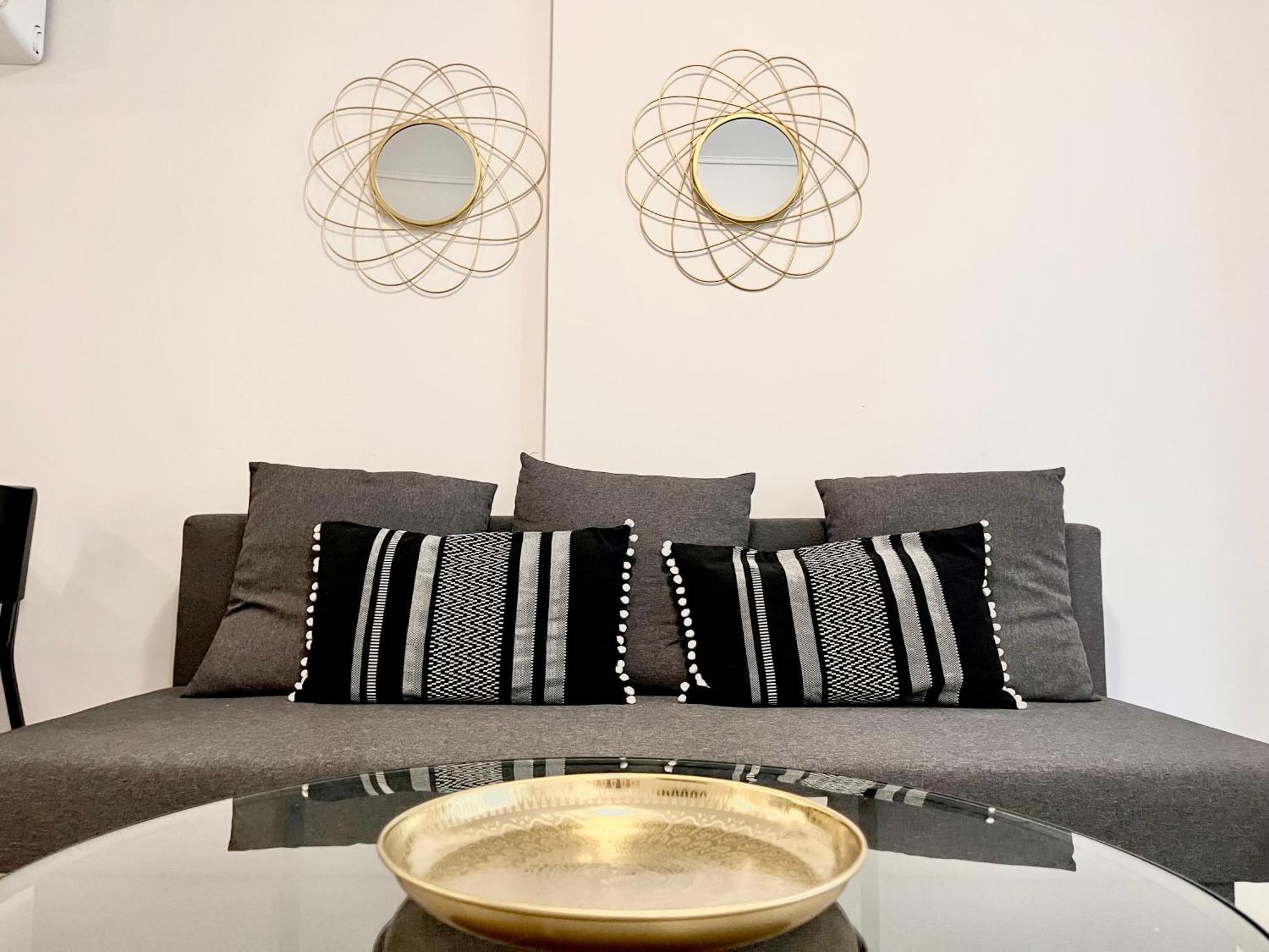 Elvita Apartments 4 Атина Екстериор снимка